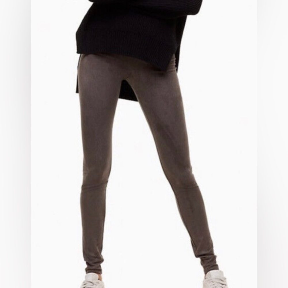 Aritzia Wilfred Free Daria Faux Suede Pant sz small